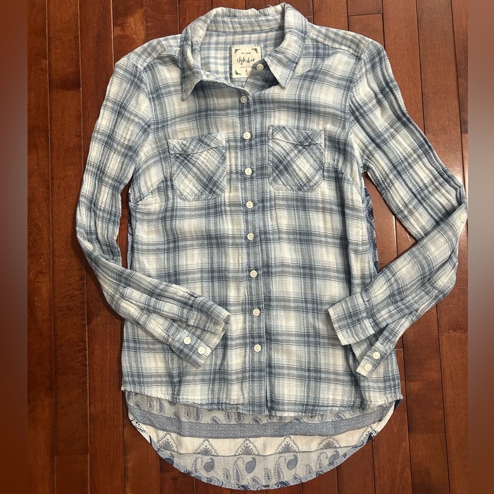 Style & Co. Light Blue Plaid Button Down Shirt in Cotton Size Small